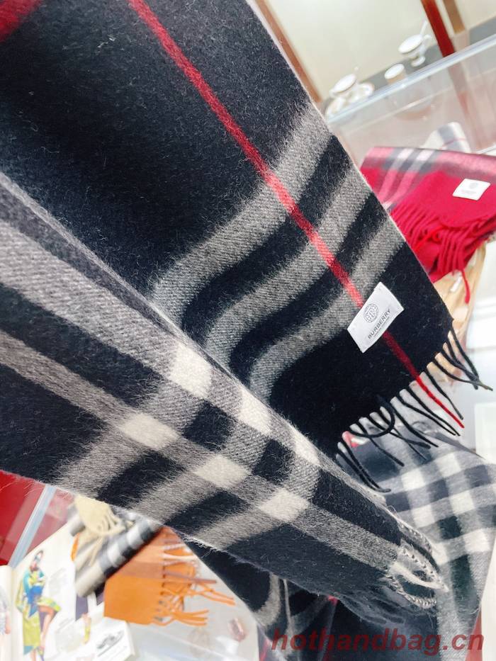 Burberry Scarf BBC00133 Burberry Scarf BBC00133