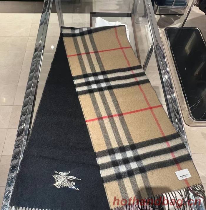 Burberry Scarf BBC00142 Burberry Scarf BBC00142