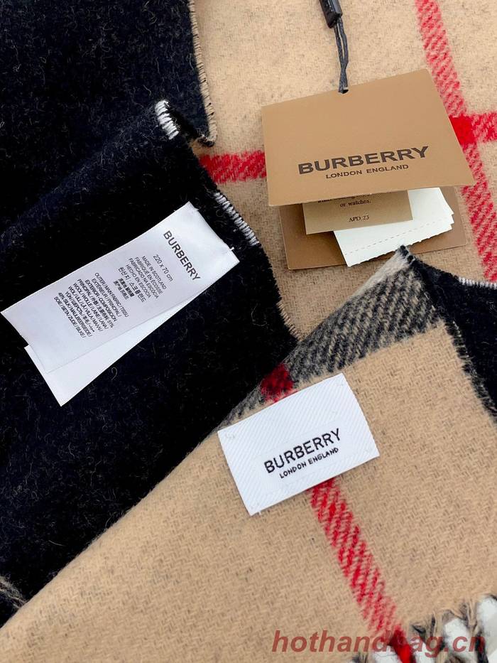 Burberry Scarf BBC00142 Burberry Scarf BBC00142