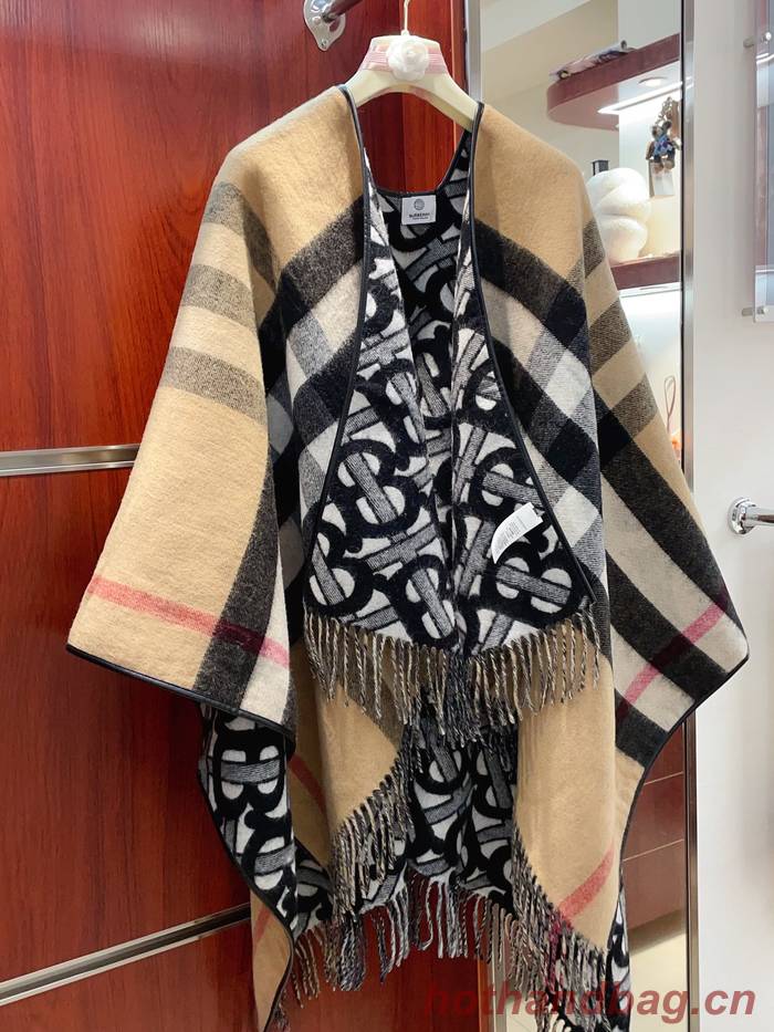 Burberry Cloak BBC00165 Burberry Cloak BBC00165