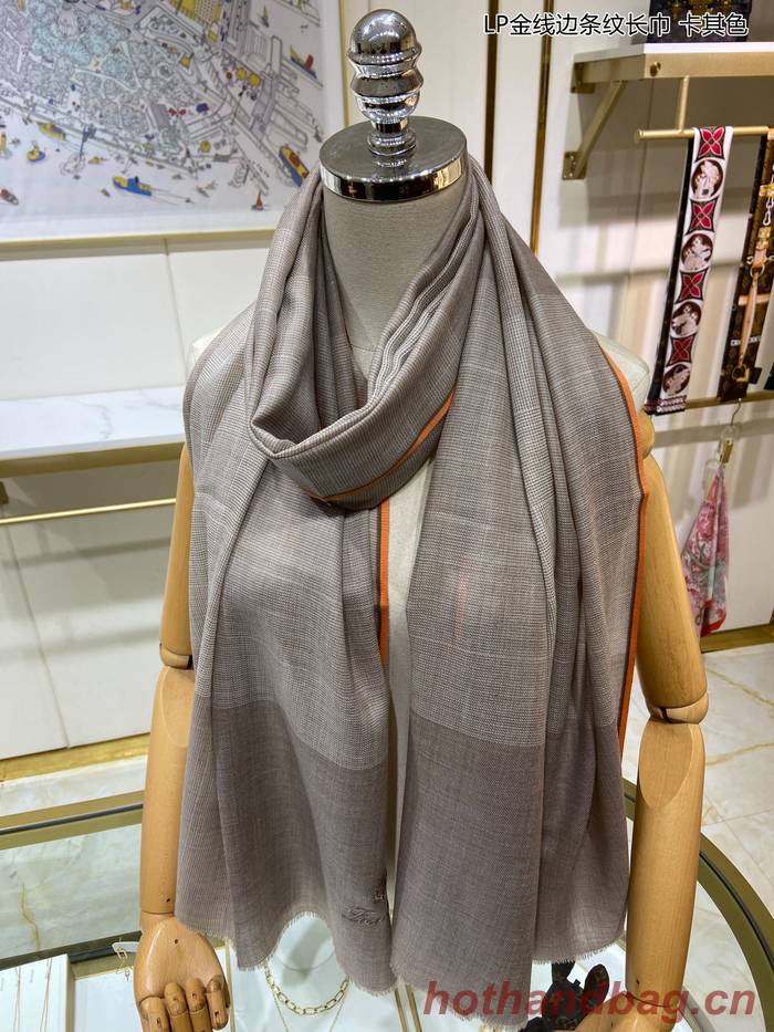 Loro Piana Scarf LPC00012 Loro Piana Scarf LPC00012