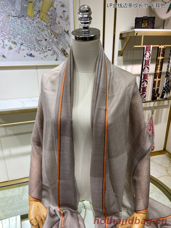 Loro Piana Scarf LPC00012 Loro Piana Scarf LPC00012