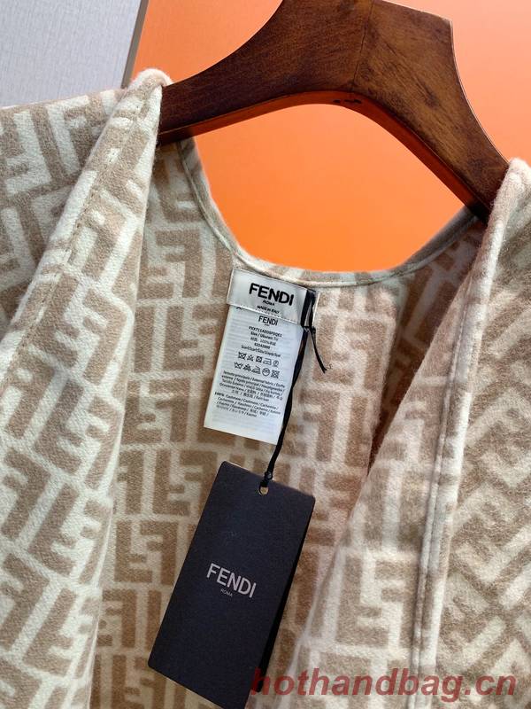 Fendi Cloak FDC00098 Fendi Cloak FDC00098