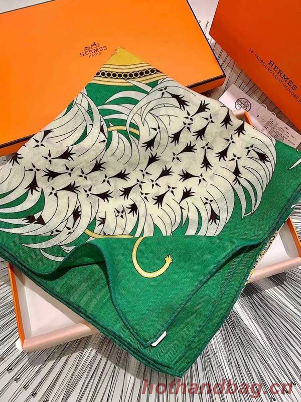 Hermes Scarf HEC00826 Hermes Scarf HEC00826