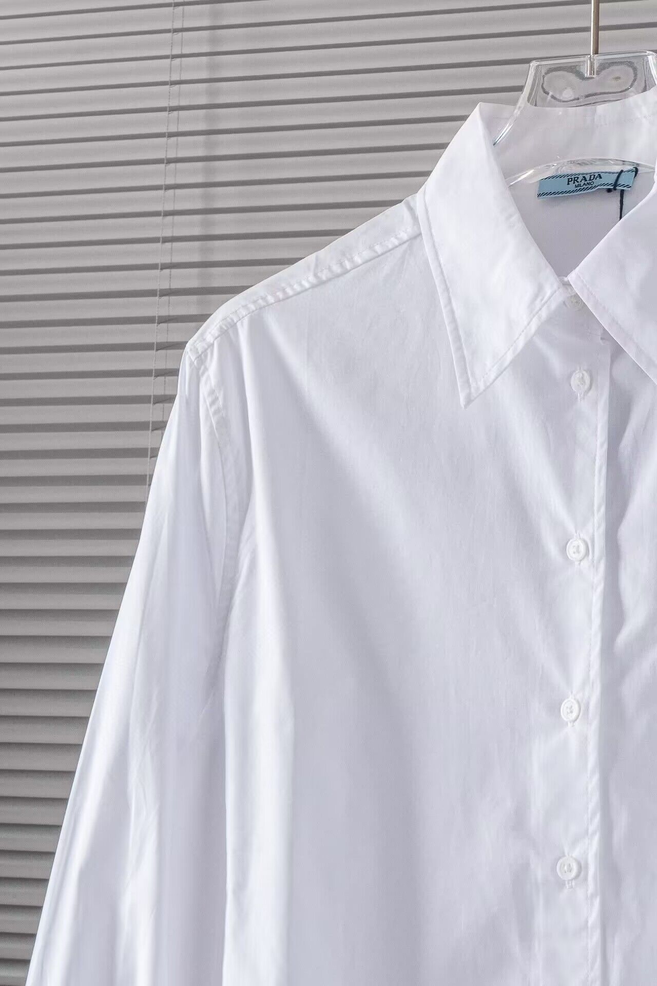 Prada T-Shirt PD39483 White Prada T-Shirt PD39483 White