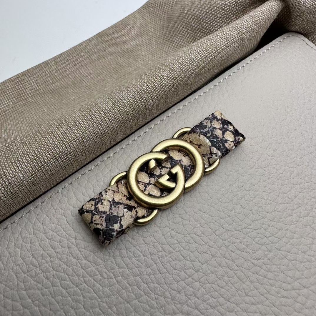 Gucci GG Marmont leather zip around wallet 750458 Beige Gucci GG Marmont leather zip around wallet 750458 Beige