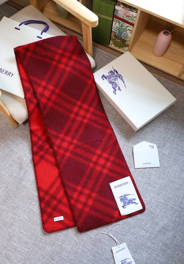 Burberry Scarf BBC00175 Burberry Scarf BBC00175