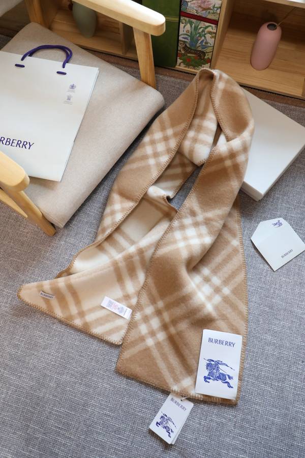 Burberry Scarf BBC00177 Burberry Scarf BBC00177