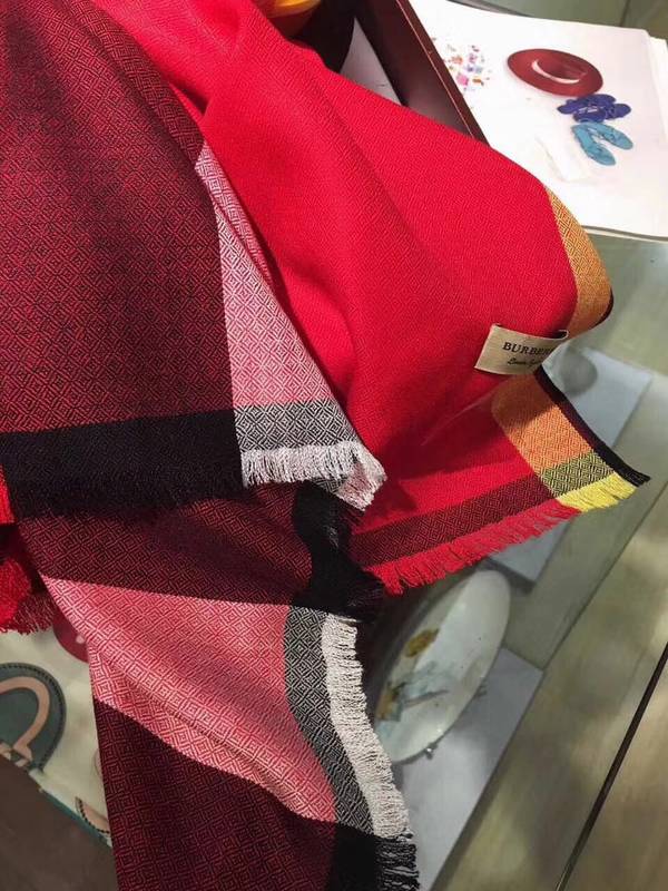 Burberry Scarf BBC00188 Burberry Scarf BBC00188