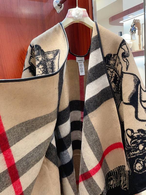 Burberry Cloak BBC00207 Burberry Cloak BBC00207