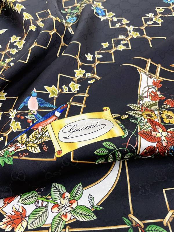 Gucci Scarf GUC00371 Gucci Scarf GUC00371
