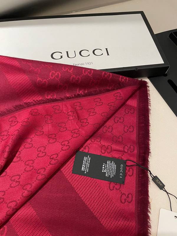 Gucci Scarf GUC00387 Gucci Scarf GUC00387