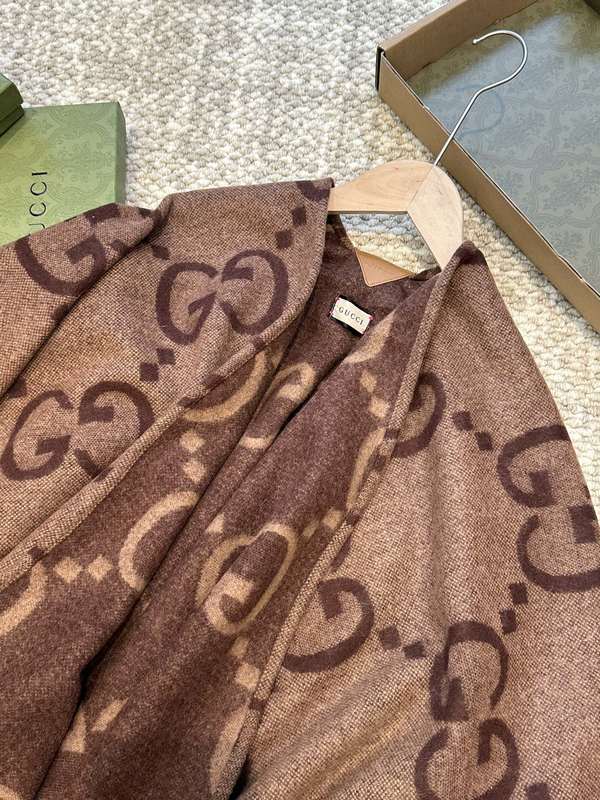 Gucci Cloak GUC00405 Gucci Cloak GUC00405