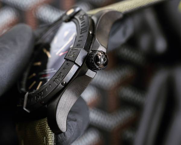 Breitling Watch BRW00030-1 Breitling Watch BRW00030-1
