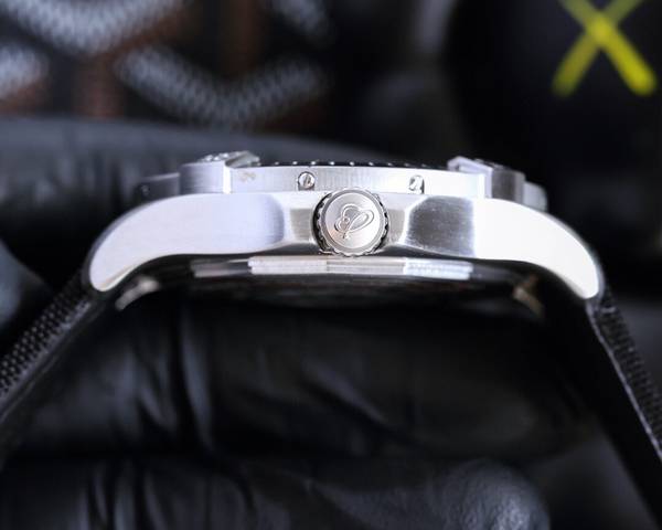 Breitling Watch BRW00031-1 Breitling Watch BRW00031-1