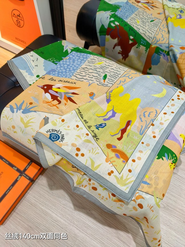 Hermes Shawl Cashmere and Silk Jacquard KY128