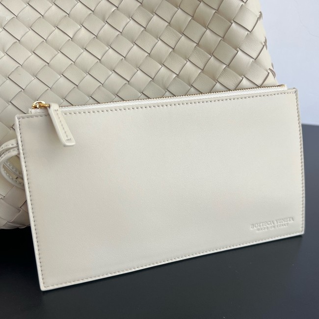 Bottega Veneta Large Campana Dark barolo 844250 Sea salt