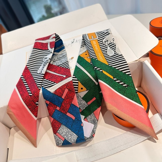 Hermes Silk Twilly scarf H06378