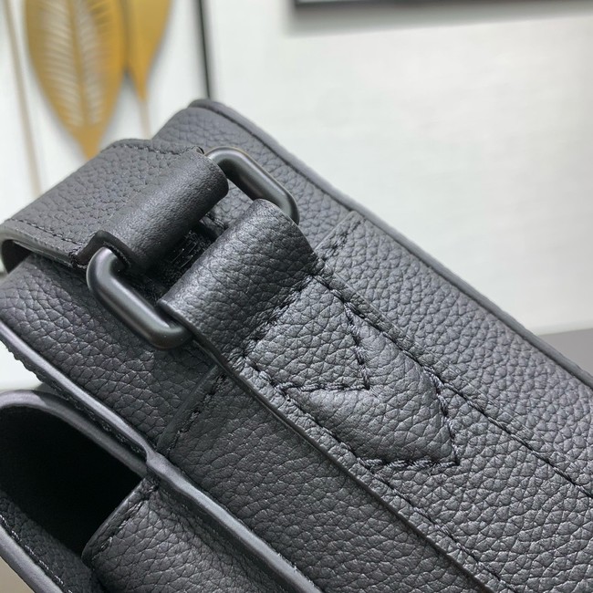 Louis Vuitton Boarding Messenger M15265 black