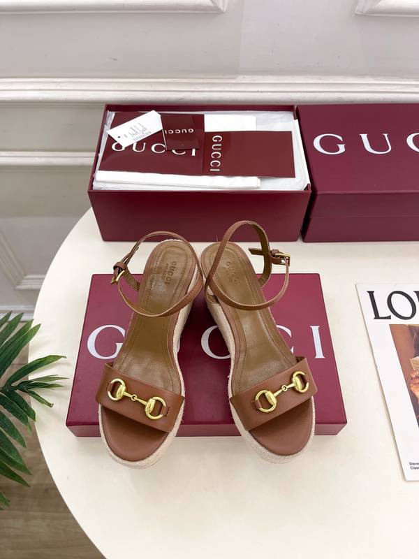 Gucci Shoes GUS00910 Heel 9CM