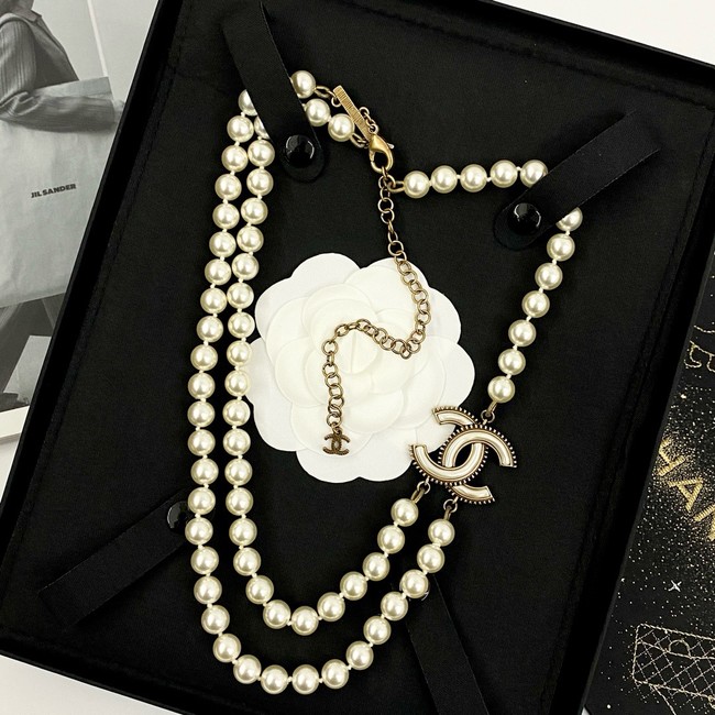 Chanel necklace CE81642