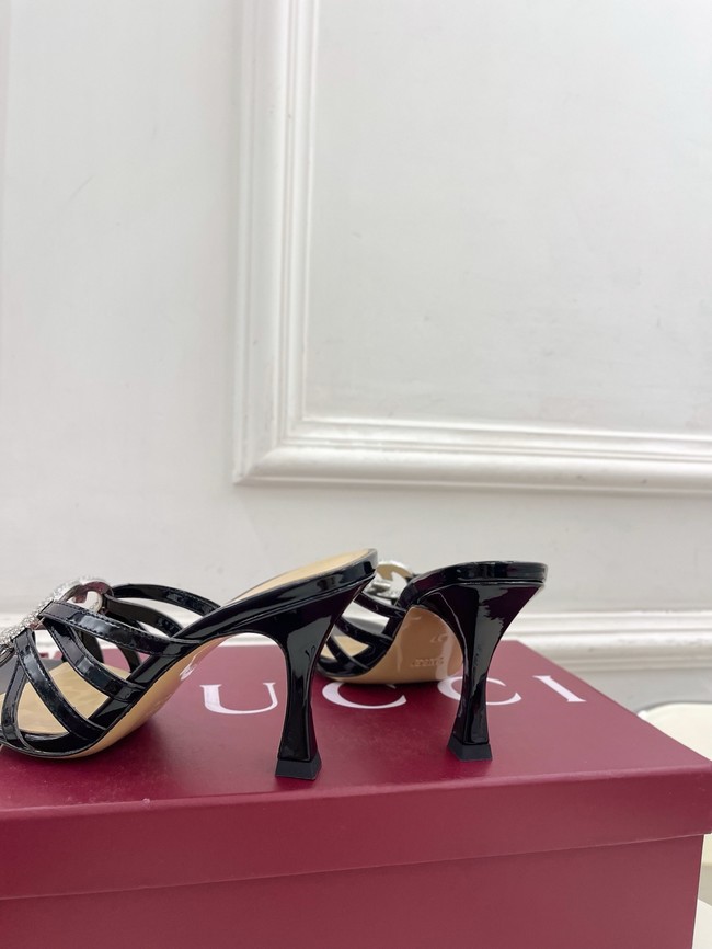 Gucci Womens slide sandal with crystal Interlocking G 852663-6