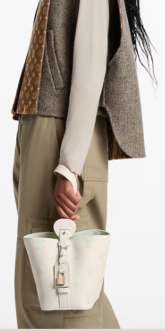 Louis Vuitton NEW All In BB M27570 Green Louis Vuitton NEW All In BB M27570 Green