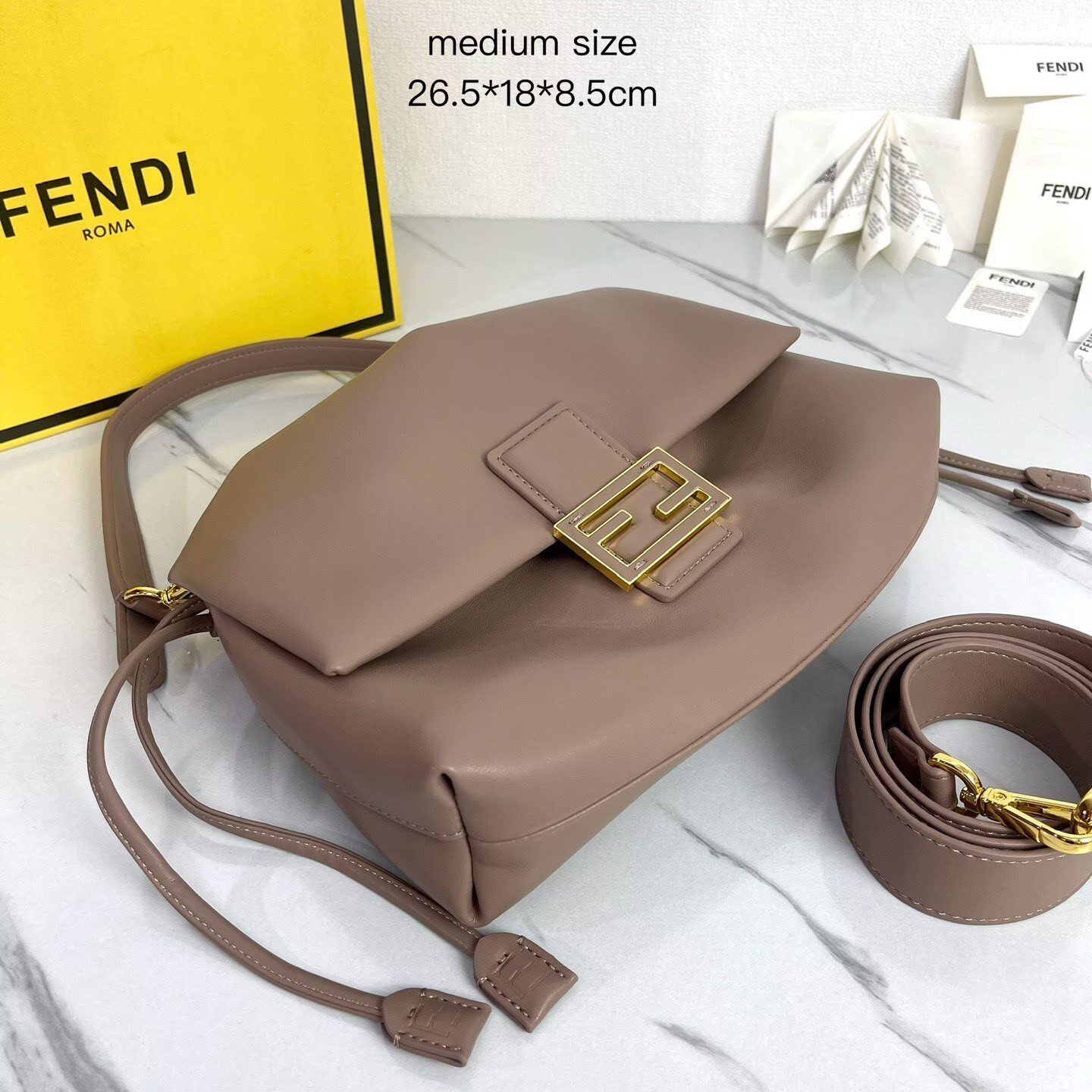 FENDI 2025 Mamma Baguette Original Leather Medium Bag FF8851 Gray