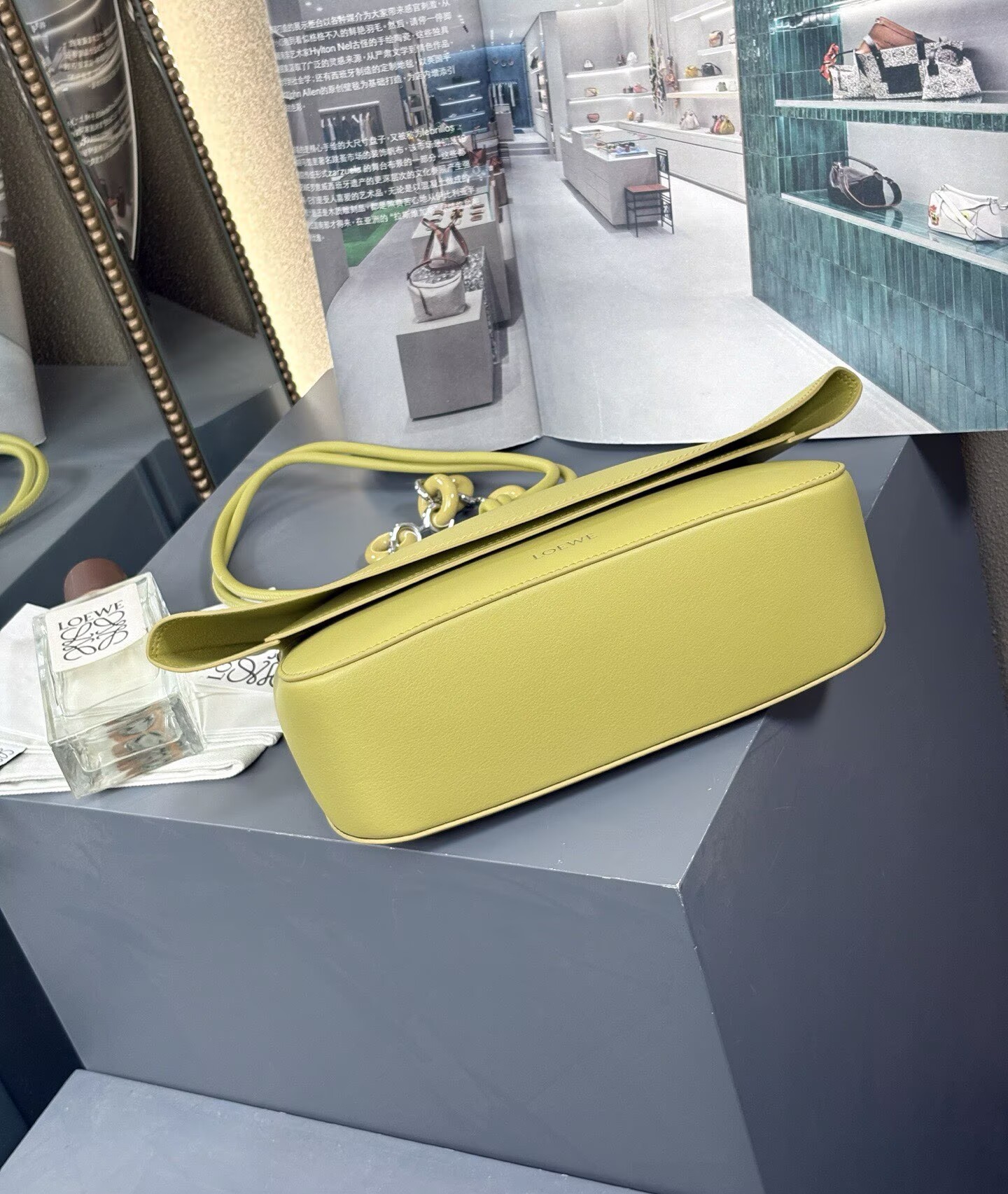 Loewe Ola Original Leather Fashion Handbag L53012 Lemo Loewe Ola Original Leather Fashion Handbag L53012 Lemo