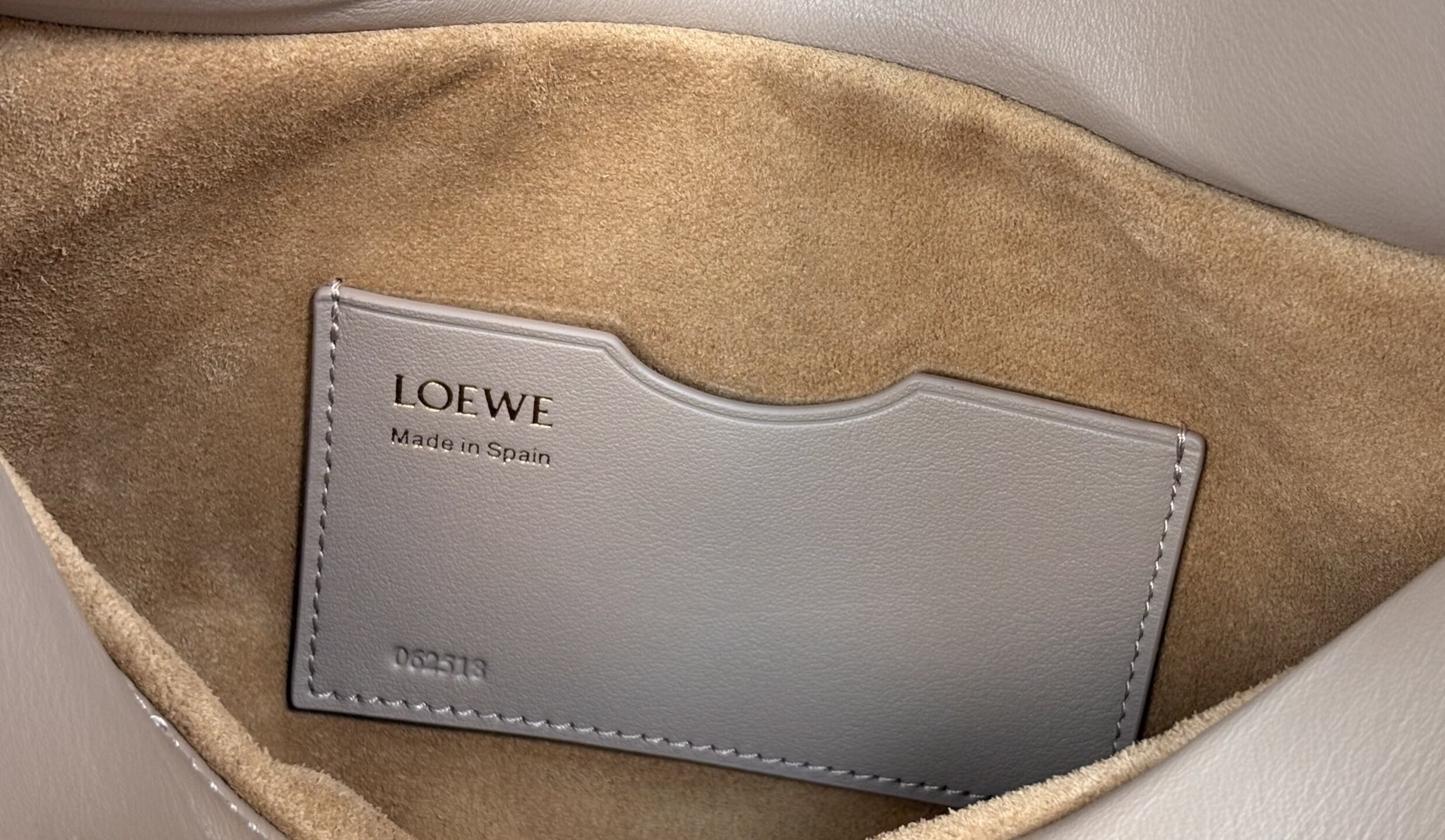 Loewe Ola Original Leather Fashion Handbag L53012 Nude
