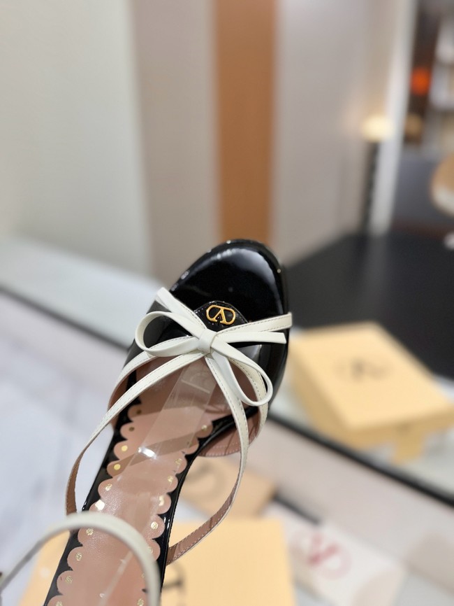 Valentino WOMENS Sandals 66969-3